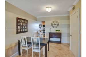1900 NE 8th Ct APT 306, Fort Lauderdale, FL 33304, - MLS#A11756919