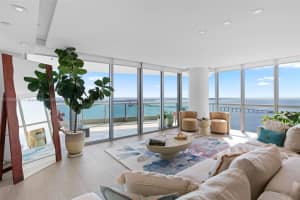 1331 Brickell Bay Dr 4211, Miami