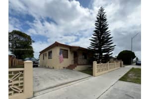 4485 E 8th Ave, Hialeah, FL 33013, Sold 04/07/25