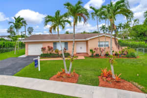 8790 SW 84th St, Miami, FL 33173, Sold 08/11/25