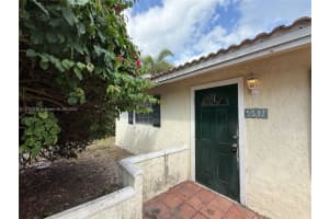 5531 NW 76th Pl, Pompano Beach, FL 33073, Sold 08/26/25