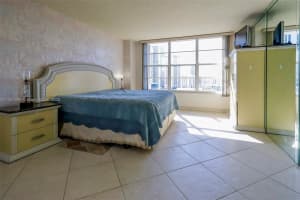 3800 S Ocean Dr APT 1709, Hollywood, FL 33019, Sold 05/20/25