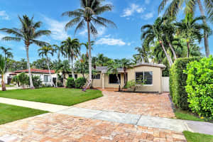 1120 N 13th Terrace, Hollywood, FL 33019, - MLS#A11757429
