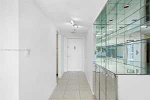 20505 E Country Club Dr APT 1938, Aventura, FL 33180, - MLS#A11757443