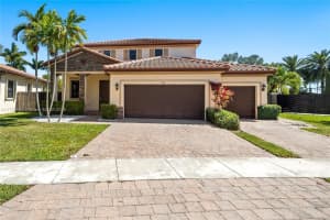 735 SE 35 Ave, Homestead, FL 33033, Sold 05/02/25