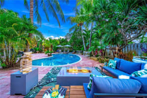1652 Ne 39th St, Oakland Park