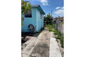 2158 NW 32nd St, Miami, FL 33142, - MLS#A11757714
