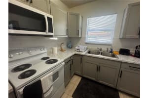 1283 NW 45th St, Miami, FL 33142, - MLS#A11757728