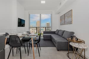 227 NE 2nd St #1805, Miami, FL 33132, - MLS#A11757781