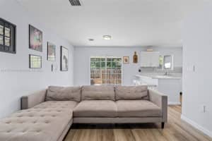 582 SW 2nd Pl, Homestead, FL 33034, Sold 09/22/25