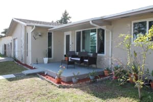1910 Sw 98th Ter, Miramar