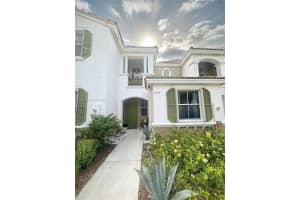 2268 Ne 42nd Ave, Homestead