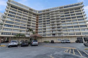 1817 S Ocean Dr 827, Hallandale Beach