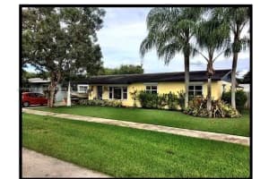 651 NW 17th St, Homestead, FL 33030, Sold 03/06/25