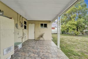 534 W 53rd Terrace, Hialeah, FL 33012, Sold 05/02/25