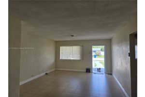 4190 Nw 45th St 1 Lauderdale Lakes, FL 33319 - Off Market