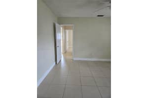 4190 Nw 45th St 1 Lauderdale Lakes, FL 33319 - Off Market
