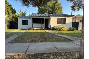 2261 SW 26th St, Miami, FL 33133, - MLS#A11758127
