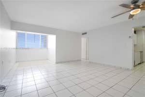 750 NW 43rd Ave APT 601, Miami, FL 33126, Sold 05/20/25