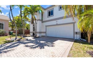 5212 NW 108th Pl, Doral, FL 33178, Sold 08/25/25