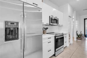 8175 NW 104th Ave Apartment 28, Doral, FL 33178, - MLS#A11758159