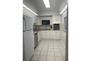 19370 Collins Ave APT 1008, Sunny Isles Beach, FL 33160, Sold 09/08/25