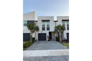 5677 Mentmore Dr 5677, Mangonia Park