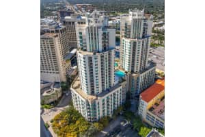 9066 Sw 73rd Ct 1210, Pinecrest