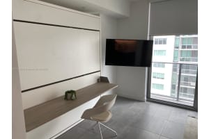 227 NE 2nd St #1910, Miami, FL 33132, - MLS#A11758378