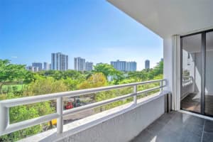 20355 Ne 34th Ct 421, Aventura
