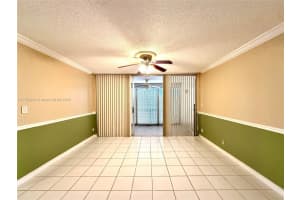 920 NE 199th St #4J, Miami, FL 33179, - MLS#A11758404