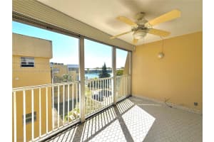 920 NE 199th St #4J, Miami, FL 33179, - MLS#A11758404