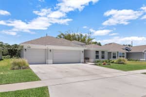 5338 Lugo St, Fort Pierce, FL 34951, - MLS#A11758407