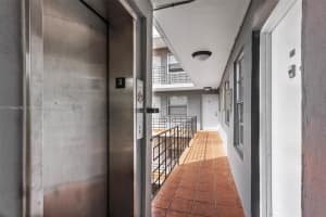 820 Salzedo St APT 303, Coral Gables, FL 33134, Sold 04/21/25