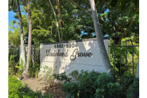 6886 N Kendall Dr, Pinecrest, FL 33156, Sold 04/03/25