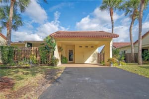 16221 Laurel Dr #19, Weston, FL 33326, Sold 05/13/25