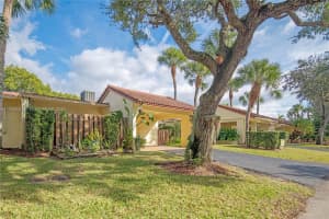 16221 Laurel Dr #19, Weston, FL 33326, Sold 05/13/25