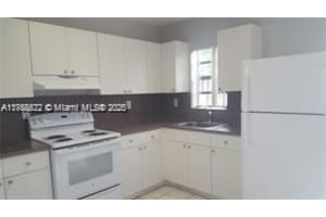 7985 NW 7th St # A7, Miami, FL 33126, Sold 09/22/25