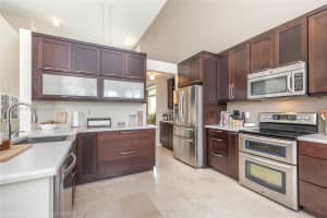 1963 SE 21st Ct, Homestead, FL 33035, Sold 04/29/25