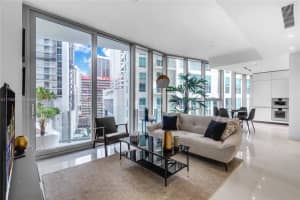 300 Biscayne Blvd Way 1206, Miami