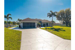 7 Lakeside Trail, Lake Placid, FL 33852, Sold 04/04/25