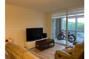 9755 Nw 52nd St 318 Doral, FL 33178 - MLS#A11758546
