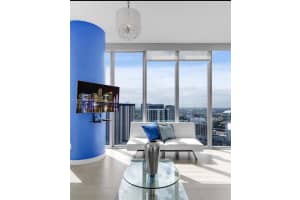 888 Biscayne Blvd 4701, Miami