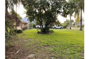 160 NW 158th St, Miami, FL 33169, Sold 04/15/25