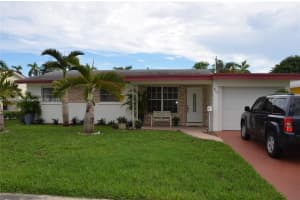814 Ne 4th St, Hallandale Beach