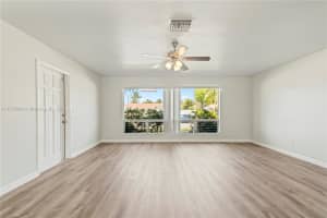 1510 W Terrace Dr, Lake Worth, FL 33460 - MLS#A11758848