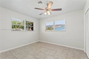 1510 W Terrace Dr, Lake Worth, FL 33460 - MLS#A11758848