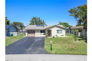 9905 NW 71st St, Tamarac, FL 33321, Sold 07/08/25