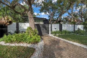 3760 S Douglas Rd Miami, FL 33133 - MLS#A11758922