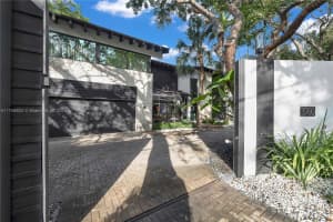 3760 S Douglas Rd Miami, FL 33133 - MLS#A11758922